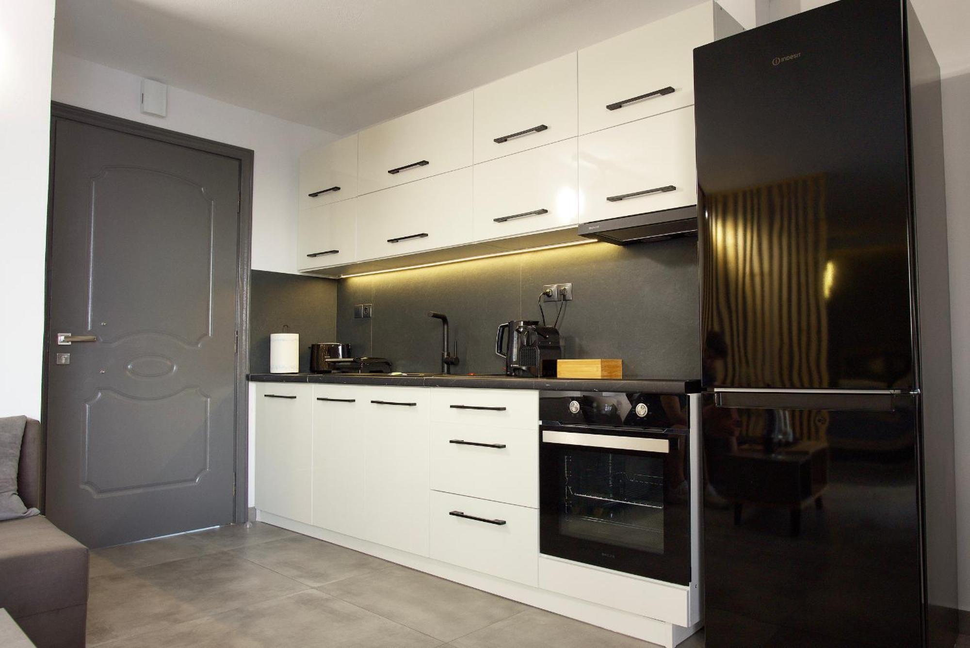 Kiriakos Apartment Каламата Екстер'єр фото